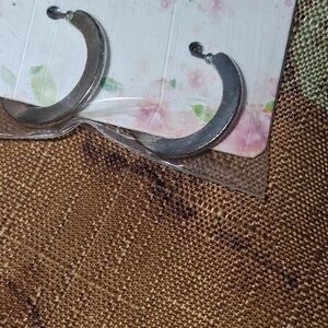 Small Sliver Hoops #J690